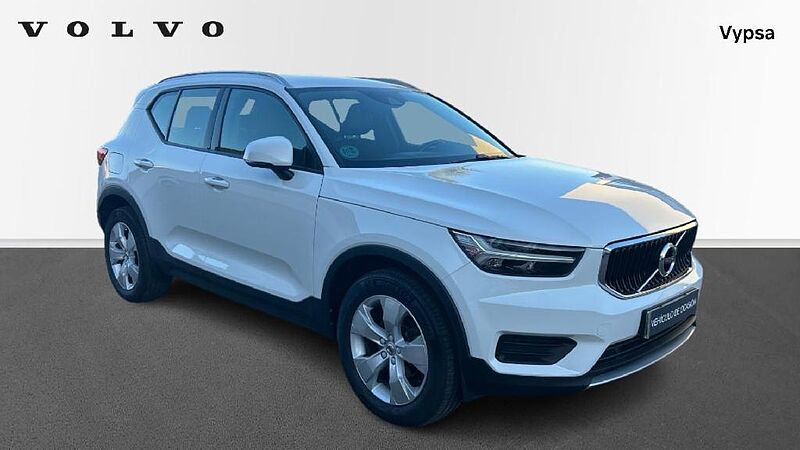 Volvo XC40 XC40 D3 Momentum Manual