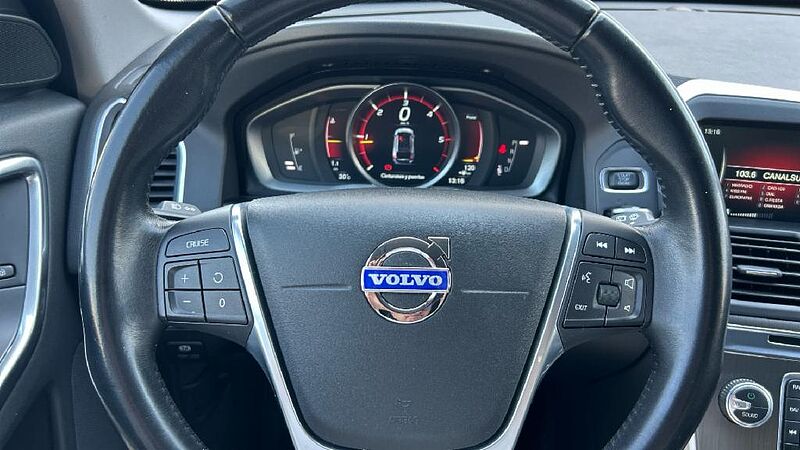 Volvo XC60 XC60 D4 Momentum Automático