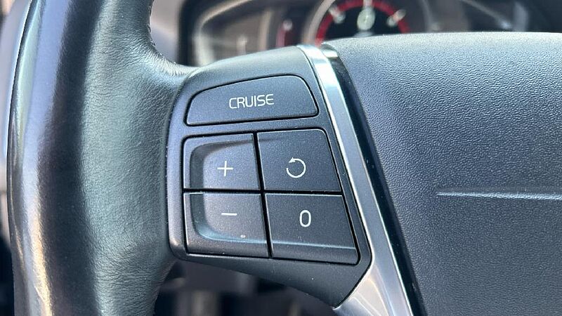 Volvo XC60 XC60 D4 Momentum Automático