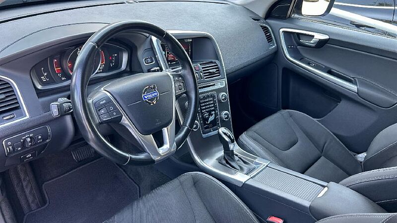 Volvo XC60 XC60 D4 Momentum Automático