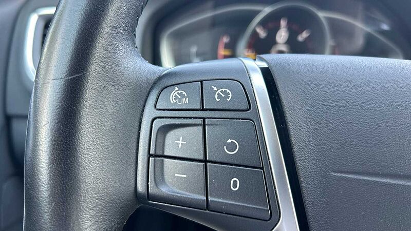 Volvo V60 Cross Country V60 Cross Country Plus D3 Manual