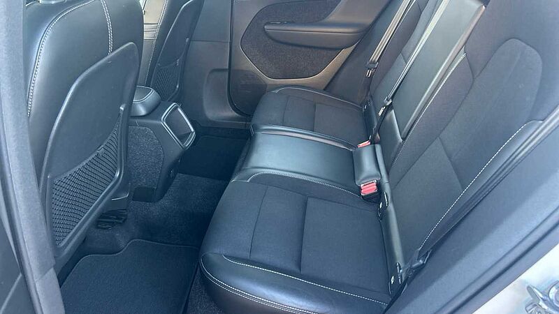 Volvo XC40 XC40 D3 Momentum Manual