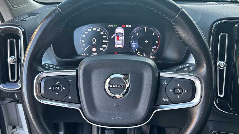Volvo XC40 XC40 D3 Momentum Manual