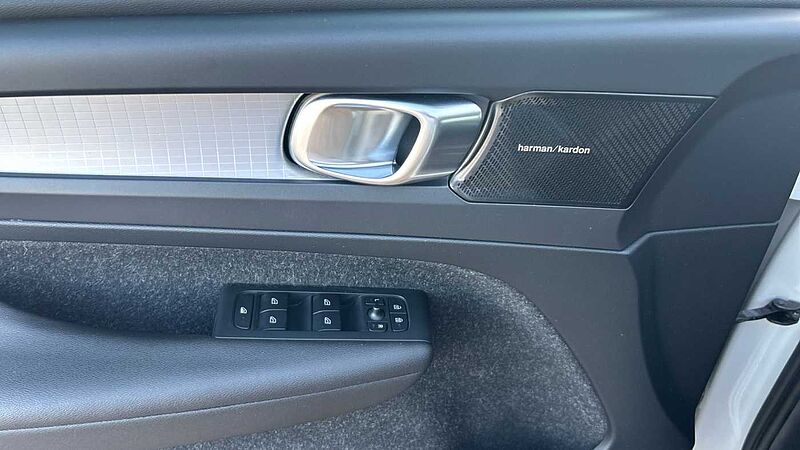 Volvo XC40 XC40 D3 Momentum Manual
