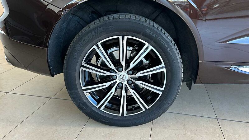 Volvo XC60 2.0 T6 RECHARGE INSCRIPTION AUTO 4WD 340 5P