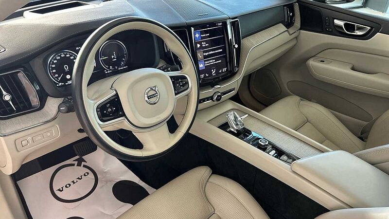 Volvo XC60 2.0 T6 RECHARGE INSCRIPTION AUTO 4WD 340 5P