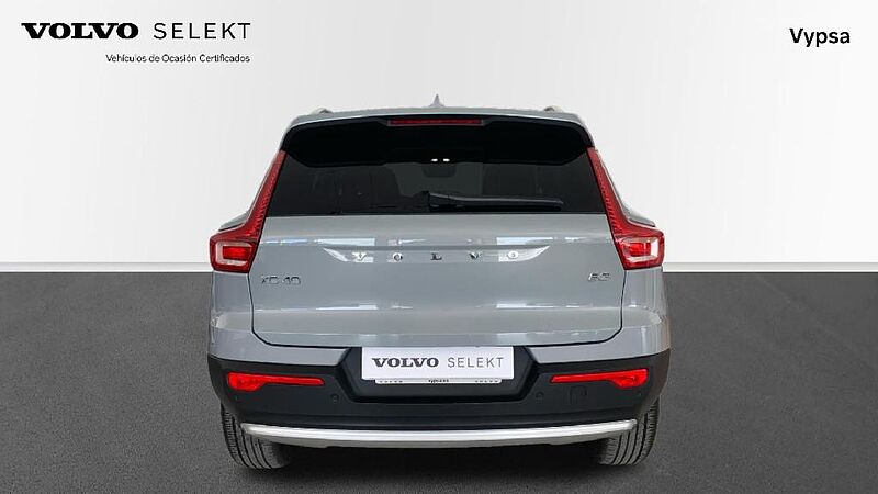 Volvo XC40 XC40 Core, B3 Semihíbrido, Gasolina