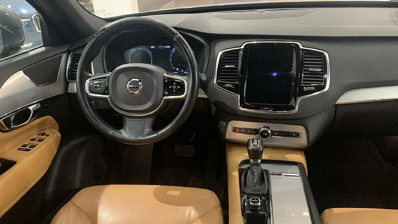 Volvo XC90 2.0 D5 MOMENTUM 4WD AUTO 235 5P 7 Plazas