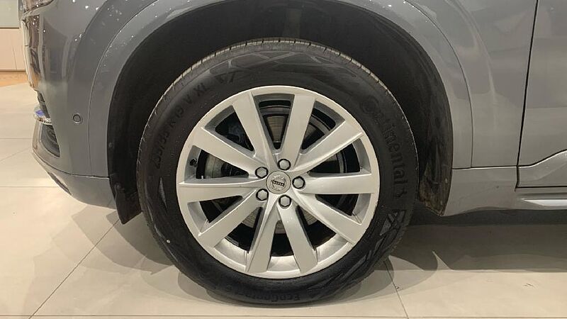 Volvo XC90 2.0 D5 MOMENTUM 4WD AUTO 235 5P 7 Plazas