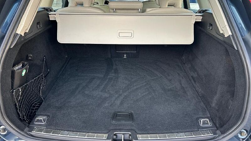 Volvo XC60 2.0 T4 BUSINESS PLUS AUTO 190 5P