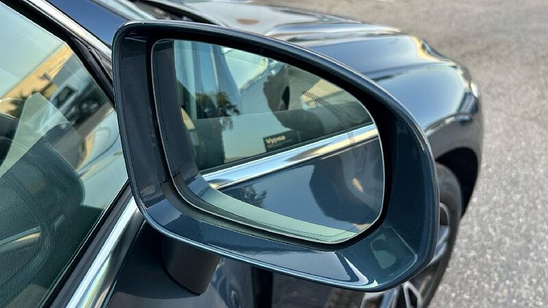 Volvo XC60 2.0 T4 BUSINESS PLUS AUTO 190 5P