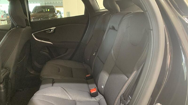 Volvo V40 CC V40 Cross Country Black Edition D2