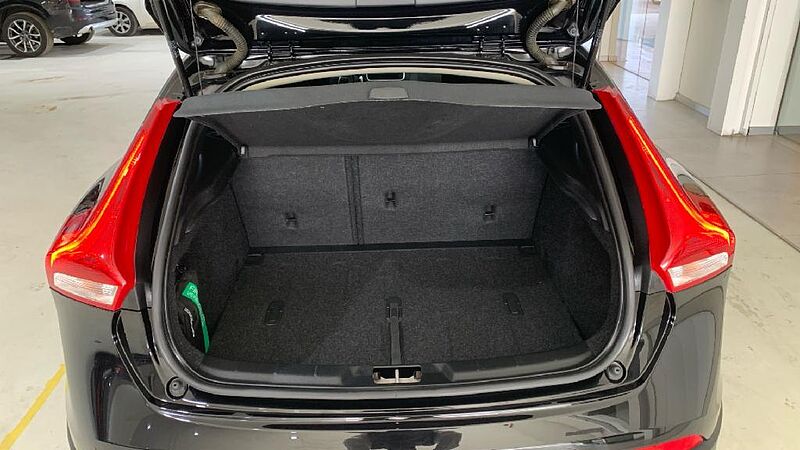 Volvo V40 CC V40 Cross Country Black Edition D2