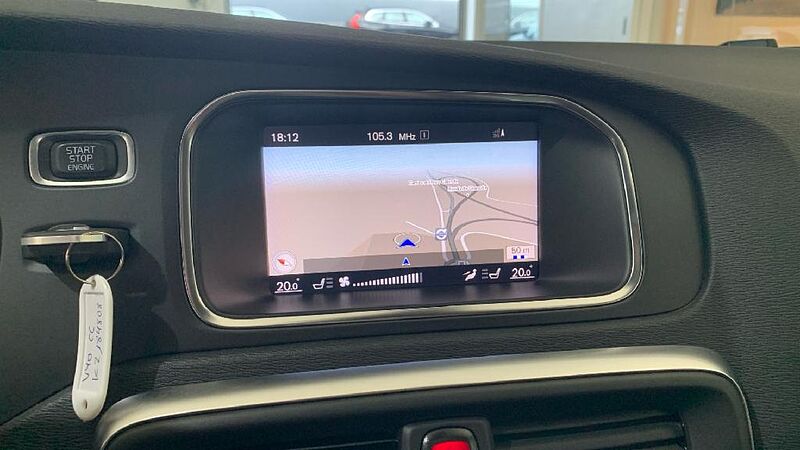 Volvo V40 CC V40 Cross Country Black Edition D2