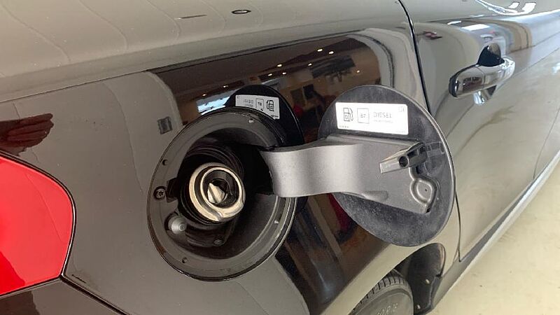 Volvo V40 CC V40 Cross Country Black Edition D2