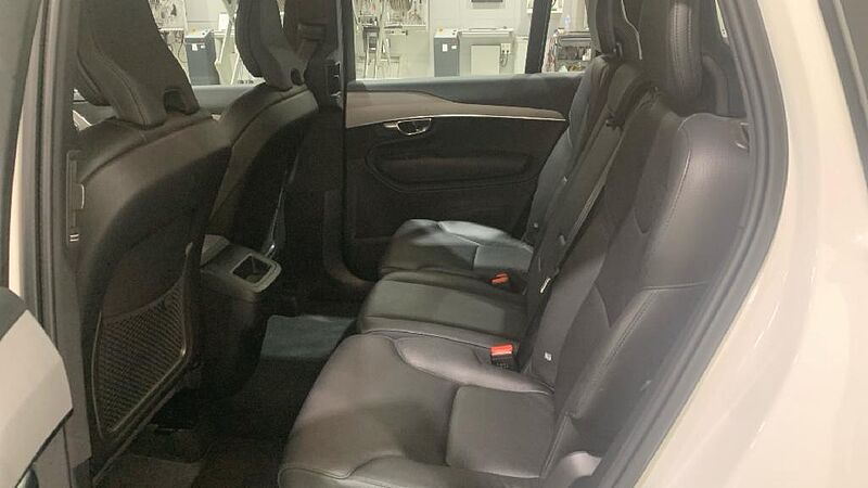 Volvo XC90 XC90 Momentum Pro, B5 AWD mild hybrid 7 plazas (diésel), 7 Asientos