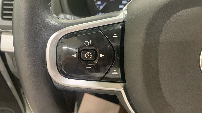 Volvo XC90 XC90 Momentum Pro, B5 AWD mild hybrid 7 plazas (diésel), 7 Asientos