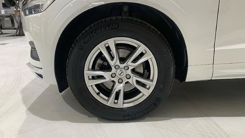 Volvo XC60 XC60 D3 Momentum Manual