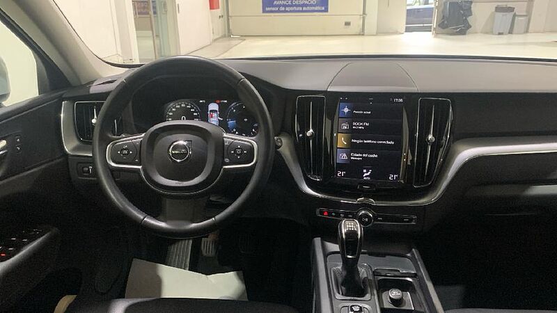 Volvo XC60 XC60 D3 Momentum Manual