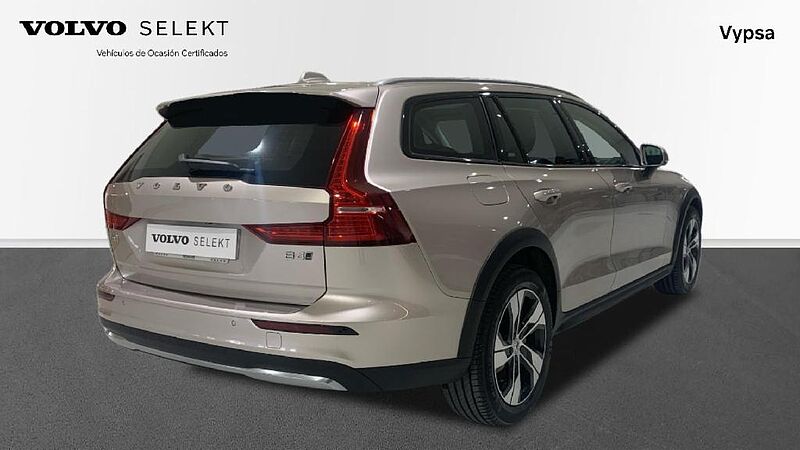 Volvo V60 Cross Country 2.0 B4 D CROSS COUNTRY CORE AUTO AWD 197 5P
