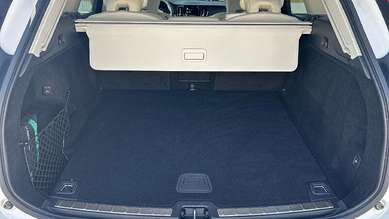 Volvo XC60 2.0 D B4 INSCRIPTION AUTO 4WD 197 5P