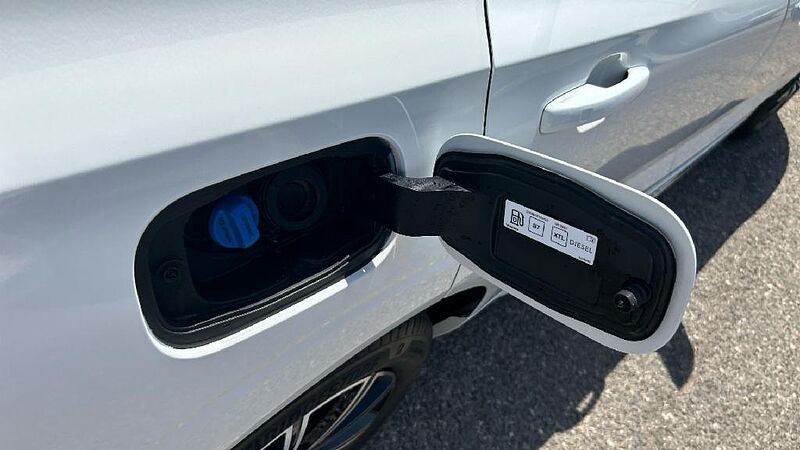 Volvo XC60 2.0 D B4 INSCRIPTION AUTO 4WD 197 5P