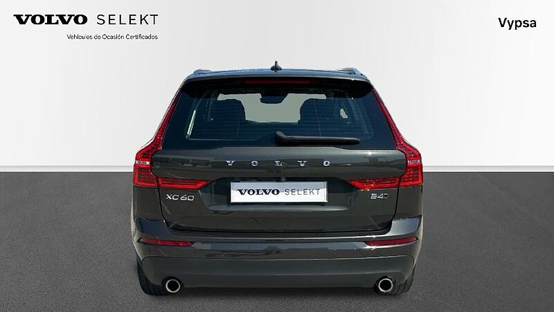 Volvo XC60 2.0 B4 D MOMENTUM PRO AUTO 4WD 197 5P