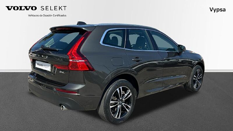 Volvo XC60 2.0 B4 D MOMENTUM PRO AUTO 4WD 197 5P