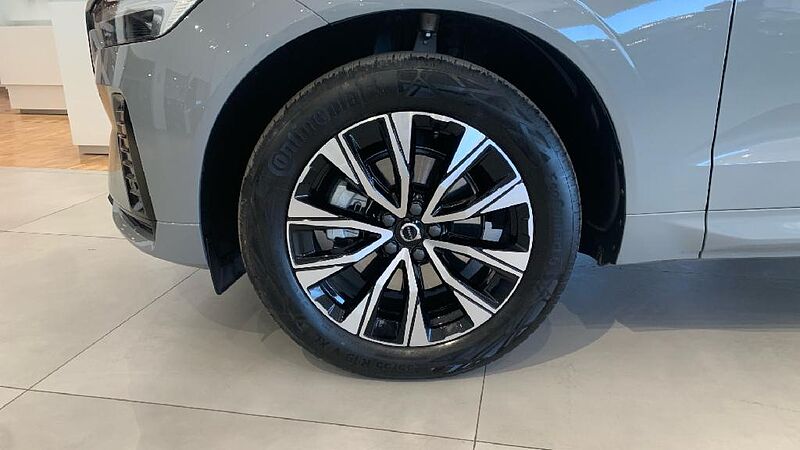 Volvo XC60 2.0 B5 P PLUS DARK AUTO 4WD 250 5P