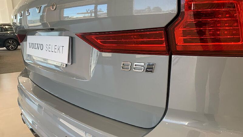 Volvo XC60 2.0 B5 P PLUS DARK AUTO 4WD 250 5P