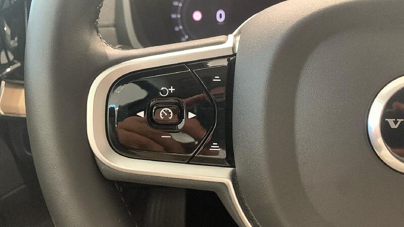Volvo XC90 2.0 B5 P MHEV PLUS DARK AWD AUTO 250 5P 7 Plazas