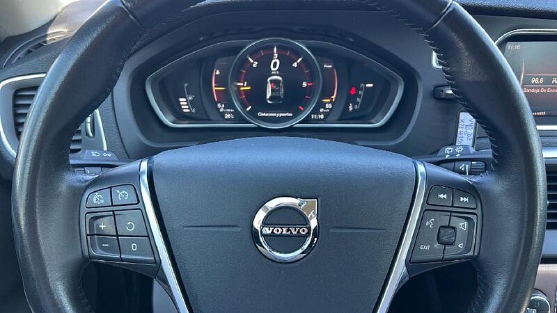 Volvo V40 Cross Country 2.0 D2 PRO AUTO 120 5P