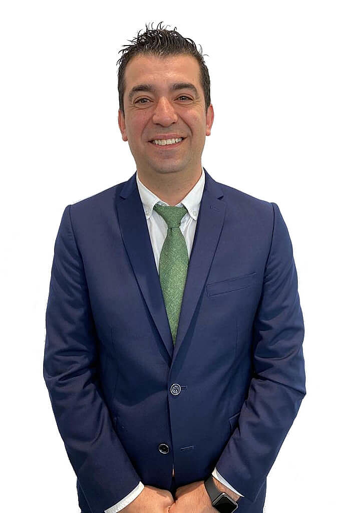 Pedro Alcántara – Asesor comercial clientes online