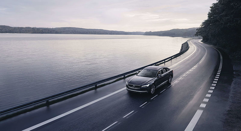 Velocidad limitada a 180 km/h y Care Key en todos los modelos de Volvo.